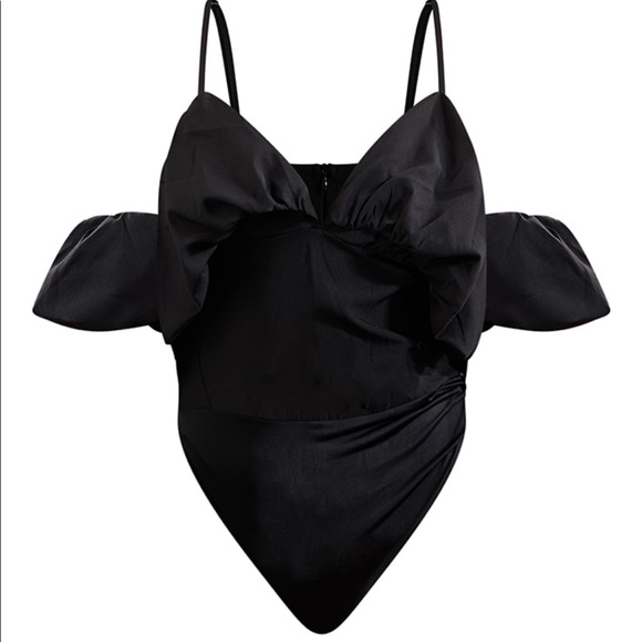 Flouncy Off-Shoulder Bodysuit - Picture 4 of 6